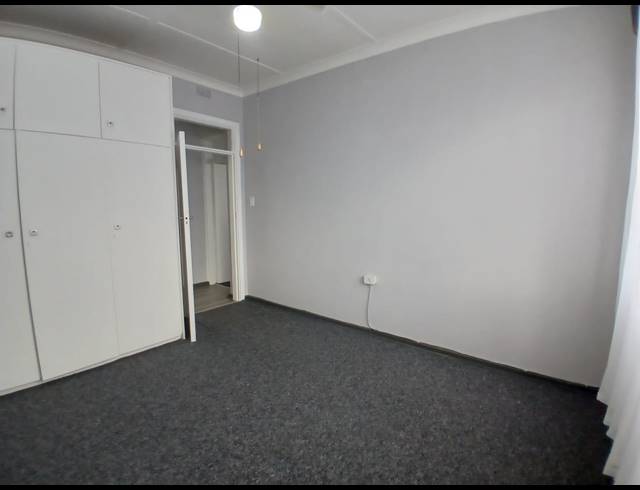 2 BEDROOM FLAT FOR SALE IN PEACEHAVEN